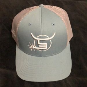 Spin ‘Em SnapBack trucker hat